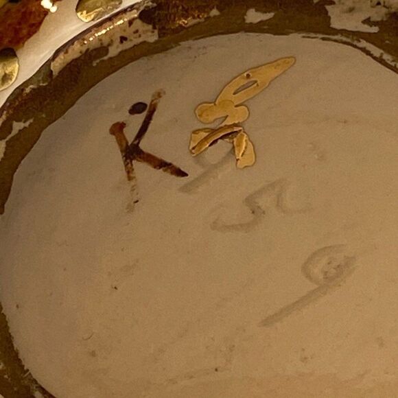 Pompeyi Bejeweled Signed Majolica Ceramic Vase Double Handle Gold Embossed - Picture 7 of 13